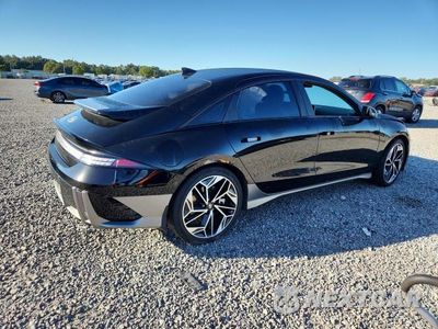 Trzecie zdjęcie samochodu z tyłu: 2023 HYUNDAI IONIQ 6 SEL VIN:KMHM34AA7PA034329 - miniatura