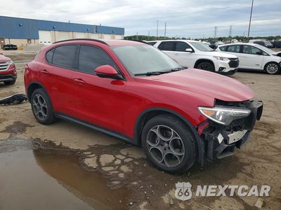 Czwarte zdjęcie samochodu z boku: 2018 ALFA ROMEO STELVIO SPORT VIN:ZASFAKPN7J7B62325 - miniatura
