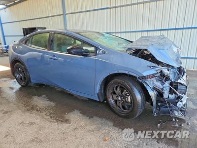 Czwarte zdjęcie samochodu z boku: 2026 TOYOTA PRIUS LE VIN:JTDACAAU2T3079919 - miniatura