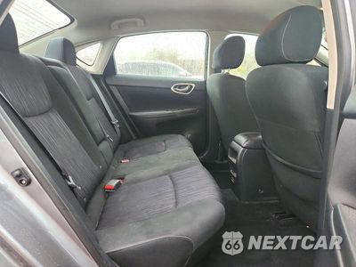 Zdjęcie 10 z 12 samochodu: 2019 NISSAN SENTRA SV VIN:3N1AB7AP2KY429977 - miniatura