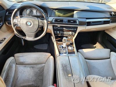 Zdjęcie 8 z 12 samochodu: 2010 BMW 750 LI XDRIVE VIN:WBAKC8C52ACY68293 - miniatura