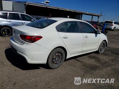 Trzecie zdjęcie samochodu z tyłu: 2019 KIA RIO S VIN:3KPA24AB9KE233116 - miniatura