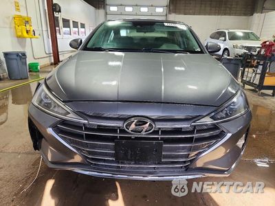 Piąte zdjęcie samochodu w środku: 2019 HYUNDAI ELANTRA SEL VIN:5NPD84LF6KH403813 - miniatura