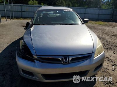 Piąte zdjęcie samochodu w środku: 2007 HONDA ACCORD VALUE VIN:1HGCM56157A032107 - miniatura