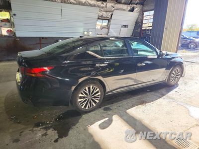Trzecie zdjęcie samochodu z tyłu: 2024 NISSAN ALTIMA SV VIN:1N4BL4DV1RN310970 - miniatura