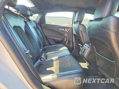 Zdjęcie 10 z 12 samochodu: 2015 CHRYSLER 200 S VIN:1C3CCCDG9FN543831 - miniatura