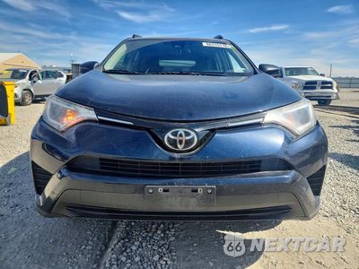 Piąte zdjęcie samochodu w środku: 2018 TOYOTA RAV4 LE VIN:JTMBFREV8JJ176502 - miniatura