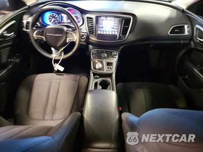 Zdjęcie 8 z 12 samochodu: 2015 CHRYSLER 200 LIMITED VIN:1C3CCCAB8FN702332 - miniatura