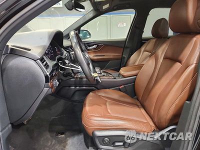 Zdjęcie 7 z 13 samochodu: 2018 AUDI Q7 PREMIUM PLUS VIN:WA1LAAF78JD030386 - miniatura