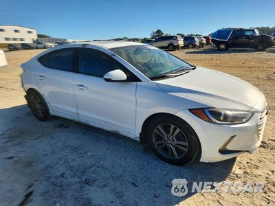 Czwarte zdjęcie samochodu z boku: 2018 HYUNDAI ELANTRA VALUE EDITION VIN:5NPD84LF5JH313082 - miniatura
