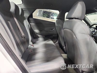 Zdjęcie 10 z 13 samochodu: 2023 HYUNDAI ELANTRA SEL VIN:5NPLM4AG1PH104207 - miniatura