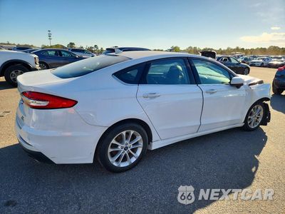 Trzecie zdjęcie samochodu z tyłu: 2020 FORD FUSION SE VIN:3FA6P0HD1LR135897 - miniatura