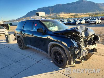 Czwarte zdjęcie samochodu z boku: 2022 NISSAN PATHFINDER SL VIN:5N1DR3CD4NC220699 - miniatura