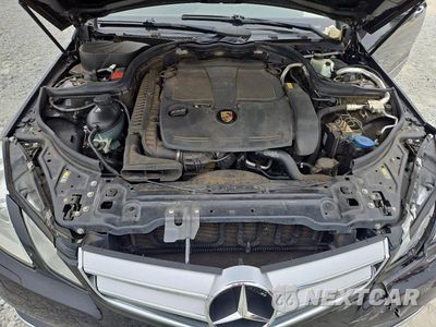 Zdjęcie 11 z 12 samochodu: 2012 MERCEDES-BENZ E 350 VIN:WDDKJ5KB8CF155839 - miniatura