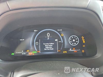Zdjęcie 9 z 13 samochodu: 2025 LEXUS UX 300H PREMIUM VIN:JTHYBJAH0S2017393 - miniatura