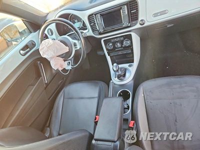 Zdjęcie 8 z 13 samochodu: 2017 VOLKSWAGEN BEETLE SE VIN:3VWJ17AT8HM614805 - miniatura