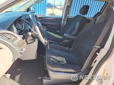 Zdjęcie 7 z 13 samochodu: 2017 DODGE GRAND CARAVAN SE VIN:2C4RDGBG3HR694781 - miniatura