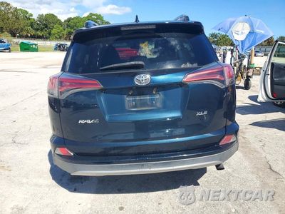 Zdjęcie 6 z 13 samochodu: 2017 TOYOTA RAV4 XLE VIN:2T3WFREV7HW391270 - miniatura