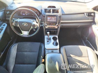 Zdjęcie 8 z 12 samochodu: 2014 TOYOTA CAMRY SE VIN:4T1BF1FK4EU395348 - miniatura