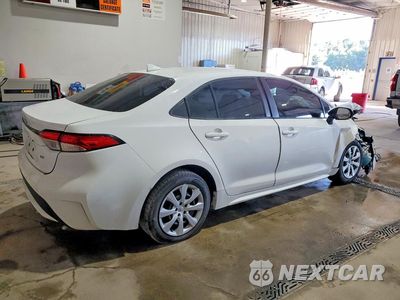 Trzecie zdjęcie samochodu z tyłu: 2021 TOYOTA COROLLA LE VIN:5YFEPMAE6MP159006 - miniatura