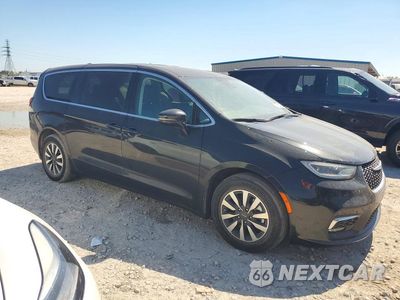 Czwarte zdjęcie samochodu z boku: 2022 CHRYSLER PACIFICA HYBRID TOURING L VIN:2C4RC1L76NR173581 - miniatura