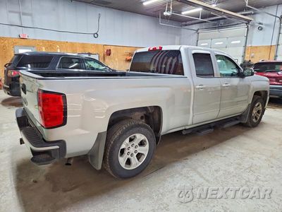 Trzecie zdjęcie samochodu z tyłu: 2017 CHEVROLET SILVERADO K1500 LT VIN:1GCVKREC8HZ389937 - miniatura