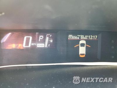 Zdjęcie 9 z 12 samochodu: 2017 TOYOTA PRIUS C TWO VIN:JTDKDTB34H1596189 - miniatura