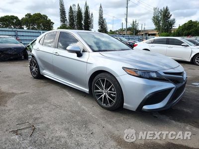 Czwarte zdjęcie samochodu z boku: 2024 TOYOTA CAMRY SE VIN:4T1S11AK3RU240592 - miniatura