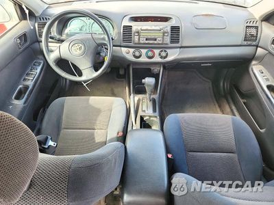 Zdjęcie 8 z 12 samochodu: 2002 TOYOTA CAMRY SE VIN:4T1BE30K72U079638 - miniatura