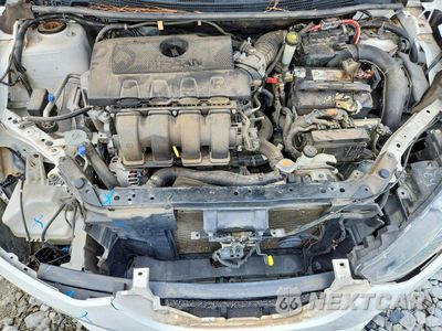 Zdjęcie 11 z 12 samochodu: 2018 NISSAN SENTRA S VIN:3N1AB7AP3JY327196 - miniatura