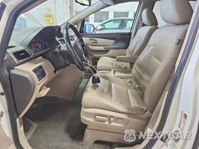 Zdjęcie 7 z 13 samochodu: 2015 HONDA ODYSSEY TOURING VIN:5FNRL5H98FB001602 - miniatura