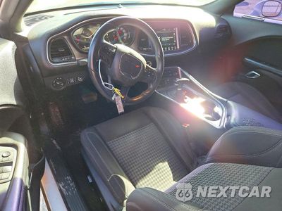 Zdjęcie 8 z 12 samochodu: 2018 DODGE CHALLENGER SXT VIN:2C3CDZAG9JH251893 - miniatura