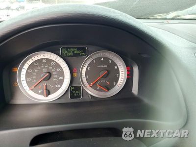 Zdjęcie 9 z 13 samochodu: 2011 VOLVO C70 T5 VIN:YV1672MC9BJ115256 - miniatura