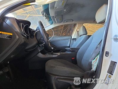 Zdjęcie 7 z 12 samochodu: 2015 KIA OPTIMA LX VIN:KNAGM4A75F5571823 - miniatura