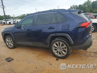 Drugie zdjęcie samochodu z przodu: 2023 TOYOTA RAV4 XLE PREMIUM VIN:2T3C1RFV3PW259637 - miniatura