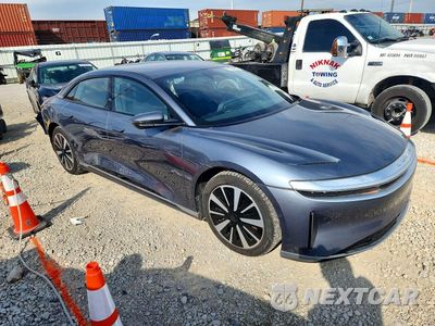 Czwarte zdjęcie samochodu z boku: 2023 LUCID MOTORS AIR PURE VIN:50EA1PFAXPA002686 - miniatura