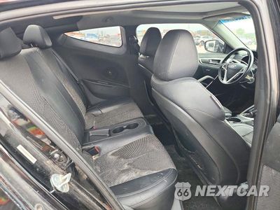 Zdjęcie 10 z 12 samochodu: 2013 HYUNDAI VELOSTER BASE VIN:KMHTC6AD7DU175400 - miniatura
