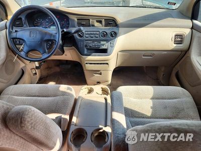 Zdjęcie 8 z 13 samochodu: 2000 HONDA ODYSSEY LX VIN:2HKRL185XYH601421 - miniatura