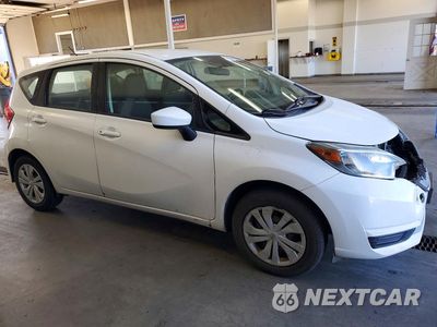Czwarte zdjęcie samochodu z boku: 2019 NISSAN VERSA NOTE S VIN:3N1CE2CP1KL360423 - miniatura