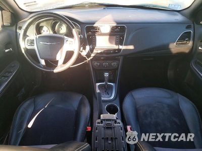 Zdjęcie 8 z 12 samochodu: 2011 CHRYSLER 200 VIN:1C3BC8FG0BN612356 - miniatura