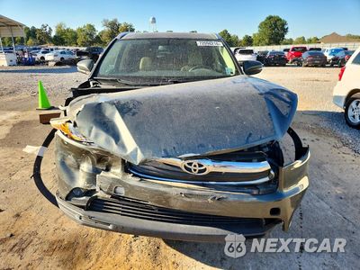 Piąte zdjęcie samochodu w środku: 2016 TOYOTA HIGHLANDER XLE VIN:5TDKKRFH9GS168909 - miniatura