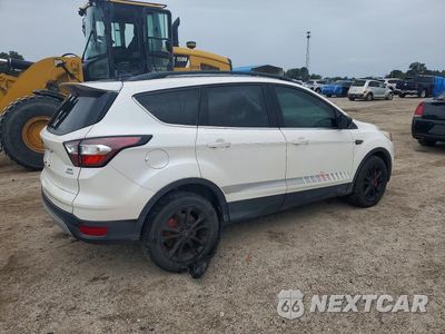 Trzecie zdjęcie samochodu z tyłu: 2018 FORD ESCAPE SEL VIN:1FMCU0HD7JUA48576 - miniatura