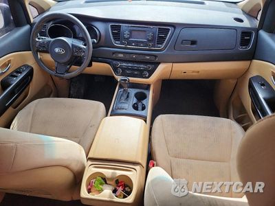 Zdjęcie 8 z 13 samochodu: 2017 KIA SEDONA LX VIN:KNDMB5C13H6227592 - miniatura