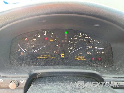 Zdjęcie 9 z 12 samochodu: 2004 LEXUS LS 430 VIN:JTHBN36F840139823 - miniatura