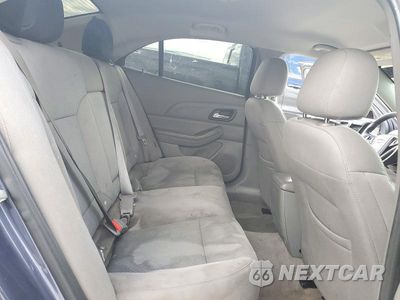 Zdjęcie 10 z 12 samochodu: 2015 CHEVROLET MALIBU LS VIN:1G11B5SL6FF211737 - miniatura