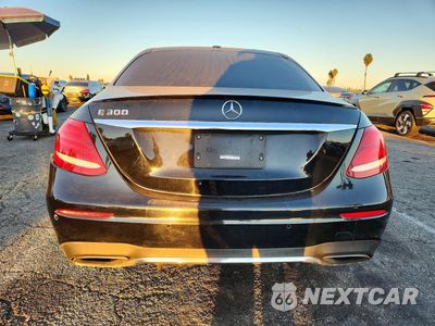 Zdjęcie 6 z 13 samochodu: 2017 MERCEDES-BENZ E 300 VIN:WDDZF4JB1HA221955 - miniatura