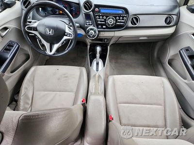 Zdjęcie 8 z 12 samochodu: 2014 HONDA INSIGHT EX VIN:JHMZE2H77ES000514 - miniatura