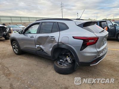Drugie zdjęcie samochodu z przodu: 2026 CHEVROLET TRAX 1LT VIN:KL77LHEP2TC153120 - miniatura