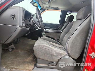 Zdjęcie 7 z 13 samochodu: 2004 CHEVROLET SILVERADO K2500 HEAVY DUTY VIN:1GCHK23U44F233387 - miniatura