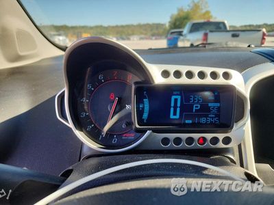 Zdjęcie 9 z 12 samochodu: 2015 CHEVROLET SONIC RS VIN:1G1JG5SB2F4171385 - miniatura